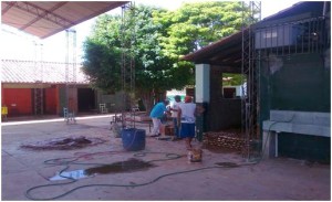 Las mejoras en la escuela Mariscal Estigarribia continúan a pesar de todo.
