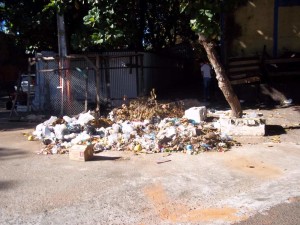 La basura en las calles Sgto Silva y San Lorenzo fue verguenza por mucho tiempo