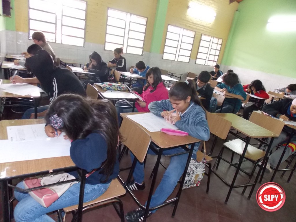 197 alumnos de distintas institucuones educativas públicas y privadas estuvieron participando de las pruebas zonales