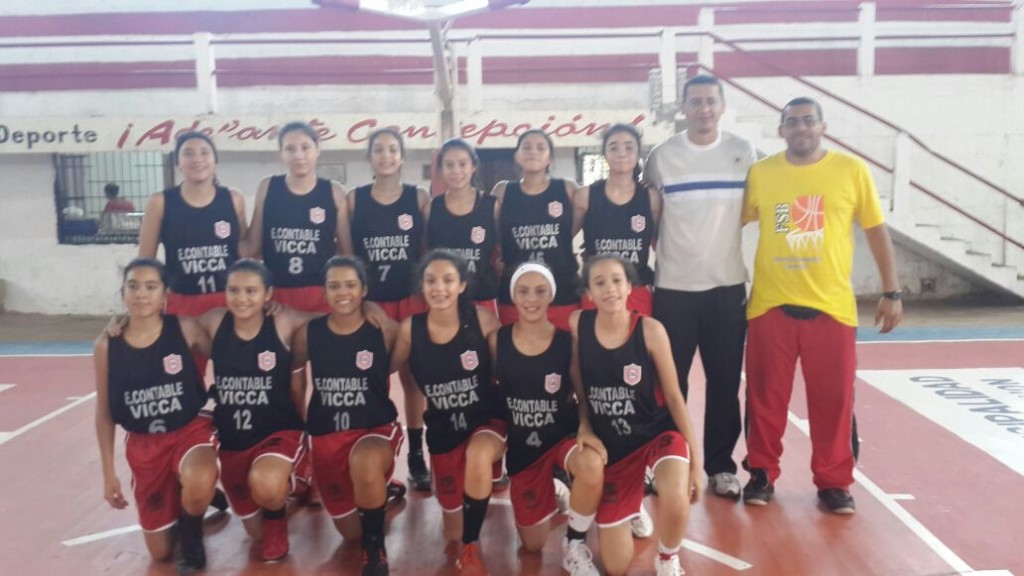 Integrantes del equipo femenino Sub 14 hasta el momento invictas en el campeonato