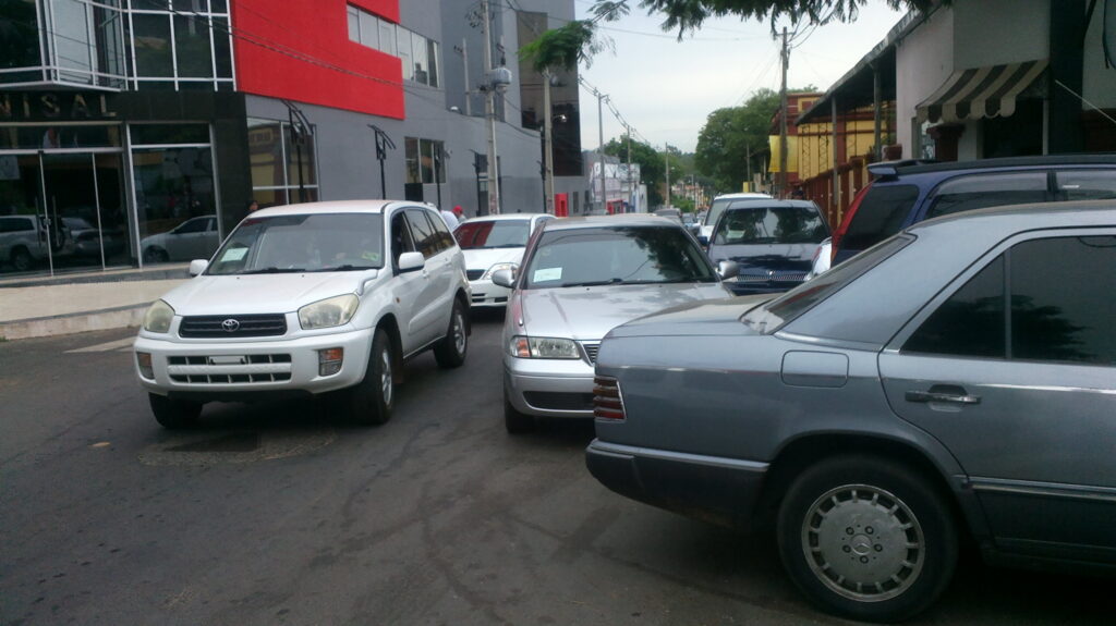 Serán requisados y enviados a la ciclovía municipal todos los vehículos sin chapa o con las provisorias vencidas. (Imagen archivo SLPY)