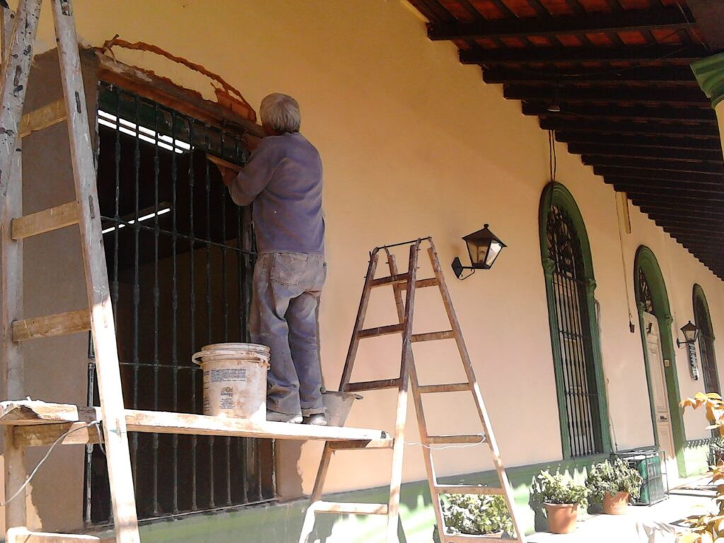 La antigua edificación sirve de local al C.E.L.S.P. (Imagen gentileza del Dr. Roque Ávalos)