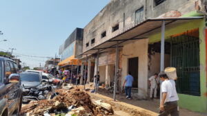 El techo impedirá que la fachada del comedor municipal pueda presentar un rostro renovado