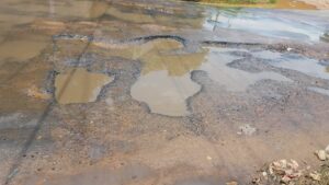 Los baches de Laguna Grande y Libertad. Imagen gentileza Gerónimo Arias)