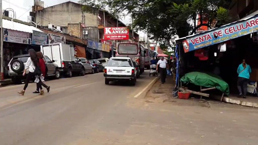 En principio Julia M. Cueto es la señalada como vía única para los buses del Metrobus