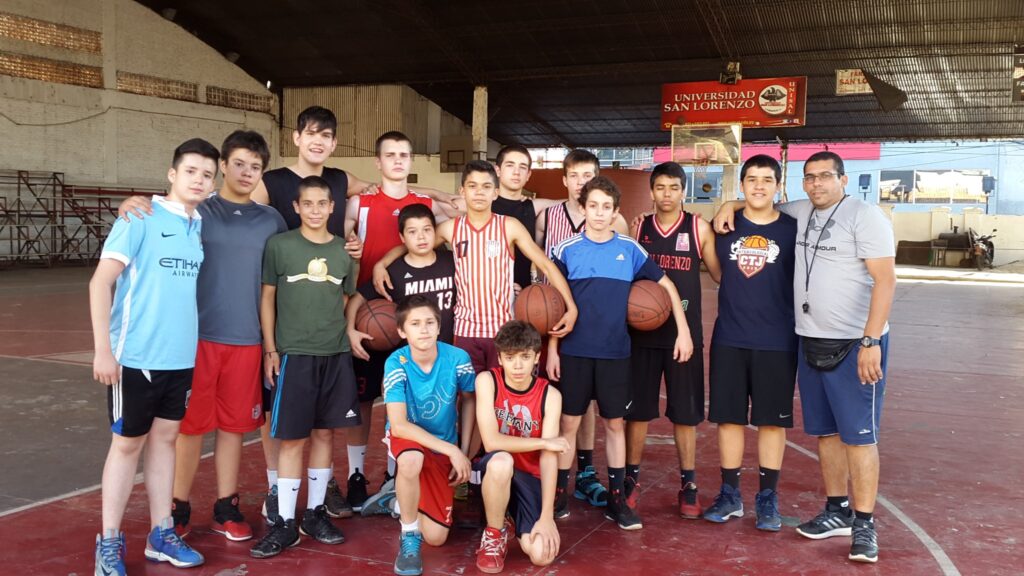 Integrantes del equipo de la U14 del Rayadito